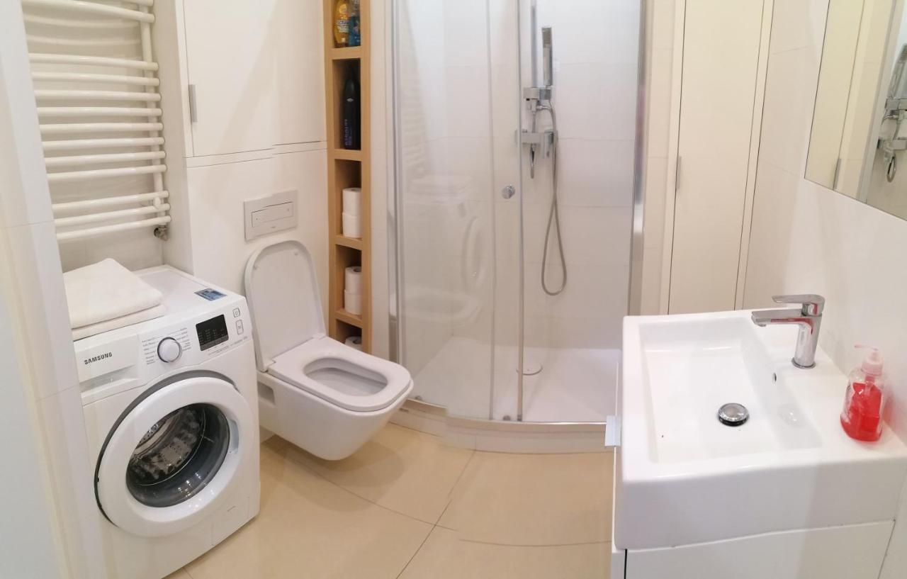 Apartamenty Warszawskie Delux Siedmiogrodzka Varsovia Exterior foto